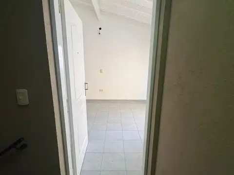 Depto Tipo Casa en Alquiler en Villa Saenz Peña, $ 600.000