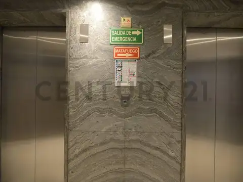 Microcentro – Oficina corporativa 220 m² – Espacio versátil y luminoso