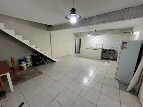 Casa 2 ambientes con 1 baño