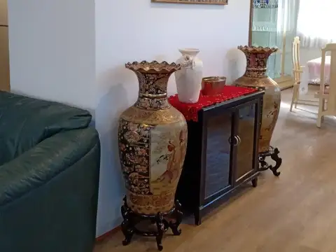 Casa 7 ambientes con 5 baños