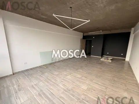 Oficina en Alquiler en Moreno, $ 621.000