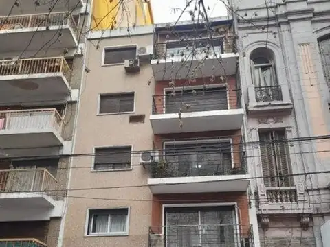 Vendo en Congraso. Departamento de 2 Ambientes. Apto crédito.