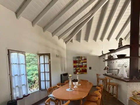 Casa en Banco Provincia 2 lotes 1000m2