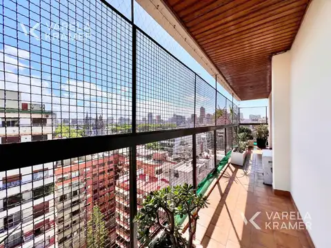 Departamento en Venta con 2 cocheras