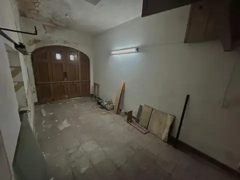 CASA 6 AMBIENTES- PLAZA MITRE