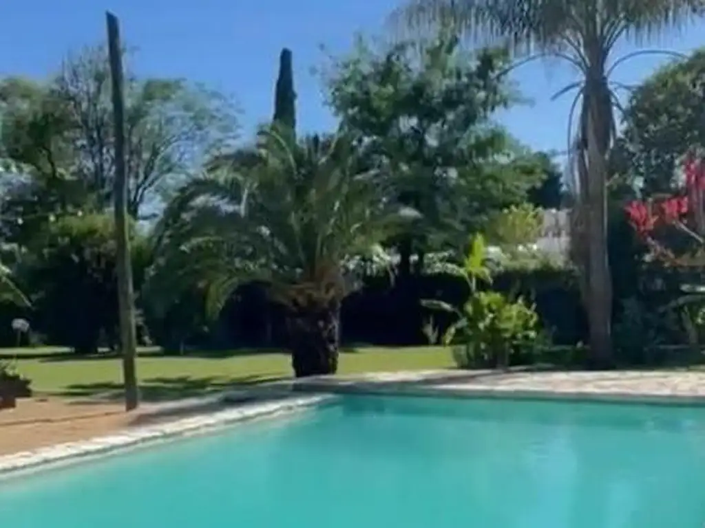 FES. Venta quinta 5.000 mtrs sobre ruta 8, PILAR. Zona IAE AUSTRAL.