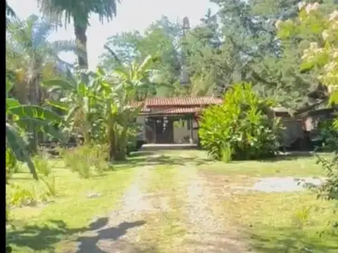 Casa en Venta con 10 cocheras