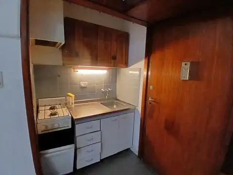 Departamento en Alquiler en Monserrat, $ 400.000