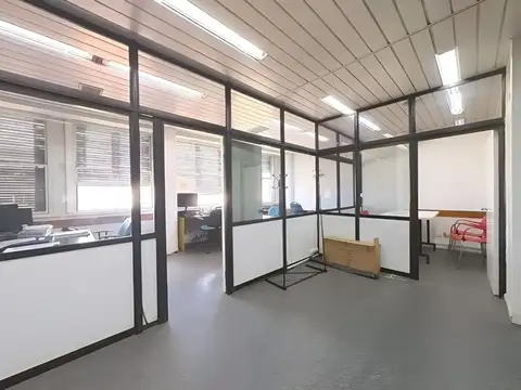 Oficina Premium 225 m2 frente a UADE - Seguridad