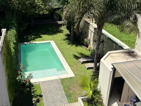 EXCELENTE Y MODERNA PROPIEDAD, ZONA RESIDENCIAL, PARQUE, PISCINA