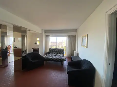 Venta Departamento 3 ambientes a la calle - Bolívar 2100 - Plaza Colón - Mar del Plata