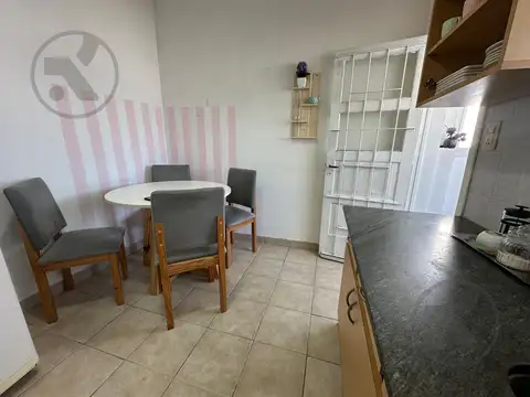 Depto Tipo Casa 2 ambientes con 1 baño