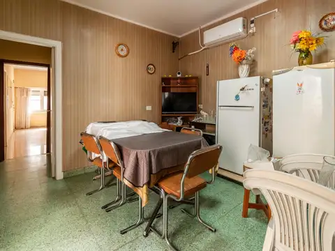 Depto Tipo Casa 6 ambientes con 3 baños