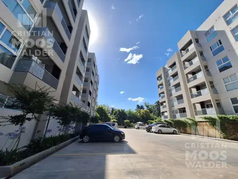 Departamento en Alquiler en Loma Verde, USD 900