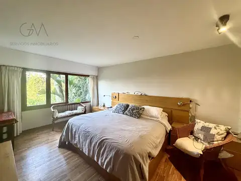 Casa de 7 Ambientes en Alquiler Temporal en Los Troncos
