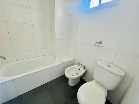 Pte Peron 2700, Piso 4°