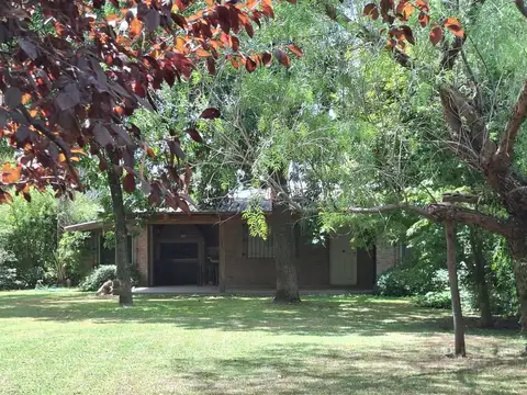 Venta Chalet 2 ambientes, sobre lote de 730m2. Parque Sakura, Exaltacion de la Cruz. Apto Credito