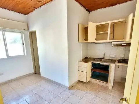 Monoambiente zona UNER, excelente ubicación.