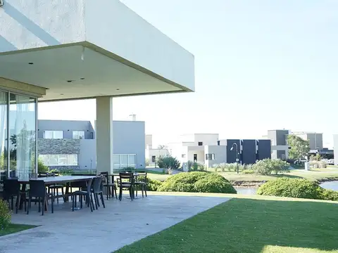 Terreno en Venta en Horizontes al Sur, USD 30.000