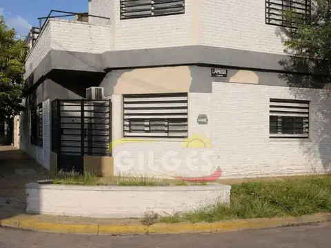Venta Casa 4 Ambientes en Ramos Mejia en muy buen estado - Excelente Ubicación