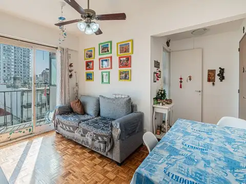 VENTA. DEPARTAMENTO DE 3 AMBIENTES. PISO ALTO. BALCON CORRIDO. BARRANCAS DE BELGRANO