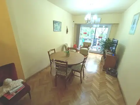 Franklin 600, Piso 1