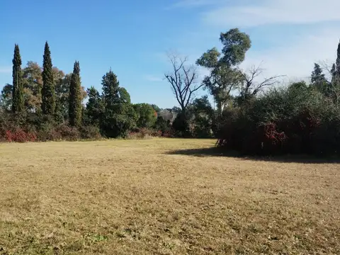Manzanares - 6900m2 Casa, Quincho, Pileta