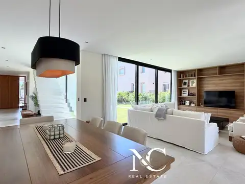 Casa en venta en Costa Esmeralda Maritimo