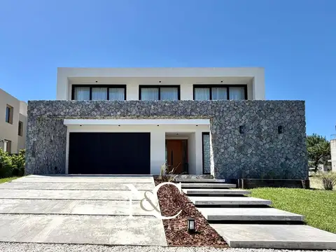 Casa en Venta en Costa Esmeralda, Partido de La Costa
