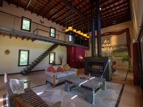 Haras EL Malacate, Exaltación de la Cruz