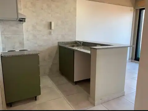 Departamento en Alquiler en Parque Chas, $ 690.000