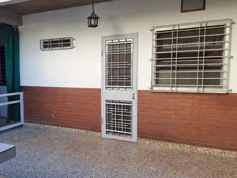Casa en Alquiler al Oeste