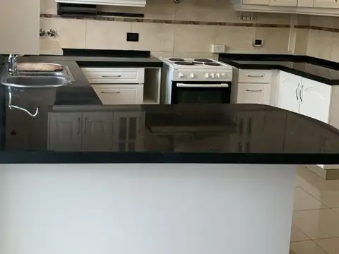 Departamento en Alquiler de 4 ambientes