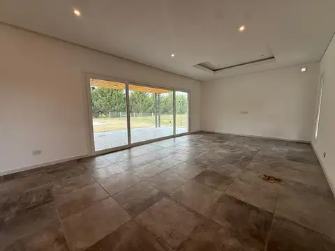 Casa en Venta en El Cardal 2, USD 247.000