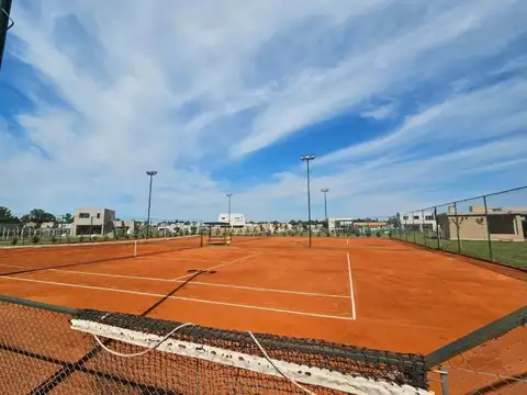 Terreno en Venta en Pilar del Este - Santa Lucia, USD 56.700