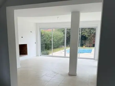 Casa en Alquiler de 3 dormitorios