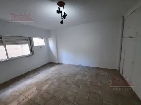 Departamento en Alquiler en Recoleta, $ 400.000