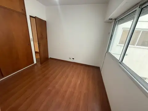 Depto Tipo Casa en Alquiler en Villa Luro, $ 1.400.000