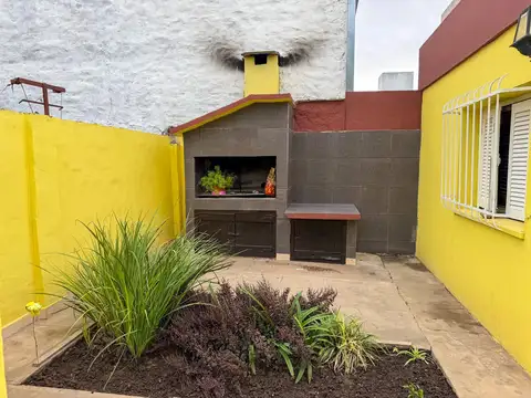 Casa en barrio Villa Rosas - Apta crédito