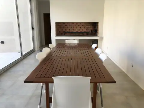 Departamento en Venta con 2 cocheras