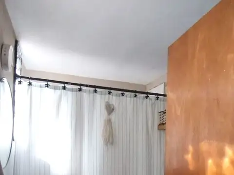 Depto Tipo Casa 2 ambientes con 1 baño