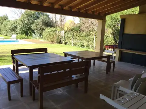 Casa en Alquiler Temporal de 4 dormitorios