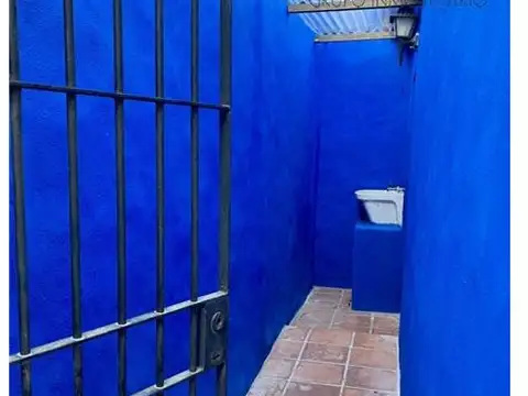 Oportunidad de casa en La Barra para reciclar.