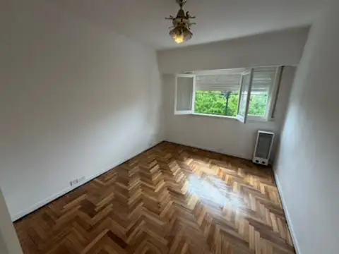 Depto Tipo Casa en Alquiler de 3 ambientes