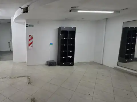 Local en Alquiler 60 años