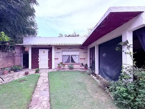 Casa en Venta en Burzaco, USD 98.000