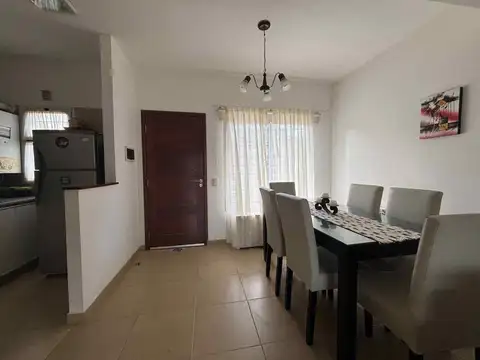 Departamento 3 ambientes con 2 baños