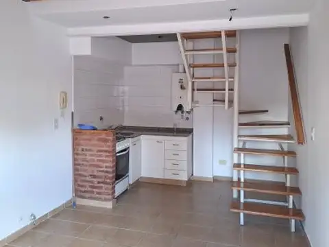 Alsina 846 , Piso 1