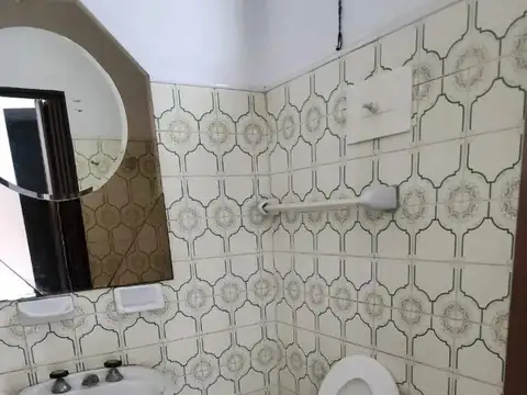 Depto Tipo Casa en Venta 50 años