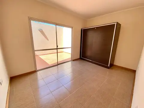 Departamento en Alquiler en Villa Gobernador Galvez, $ 440.000
